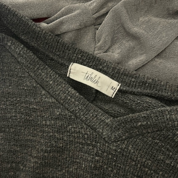 Talulah Oversized Basic Knit Gray Top - Picture 2 of 2